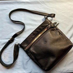 Leather Crossbody Handbag by Mou Meraki - Black